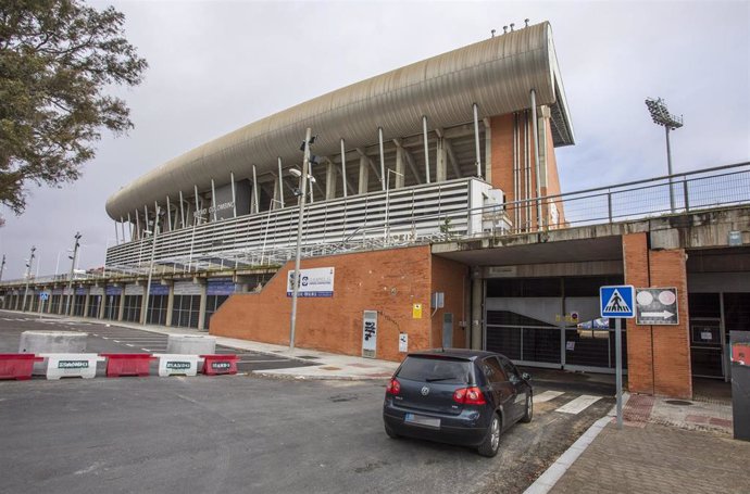 Aparcamentos del Estadio Nuevo Colombino de Huelva. 
