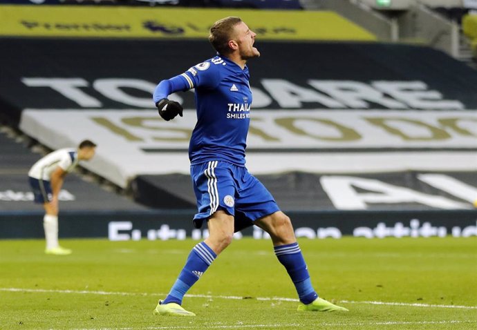 Jamie Vardy celebrando un gol con el Leicester City