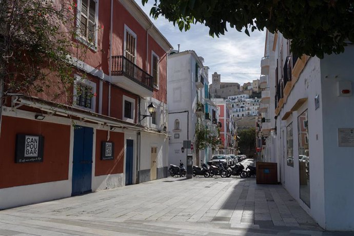 Cierre perimetral de Ibiza ante el aumento de casos de Covid-19