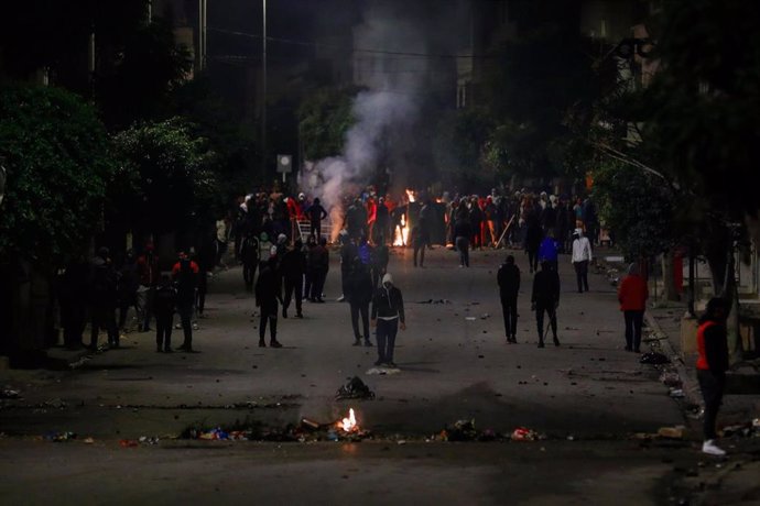 Disturbios durante las protestas en Túnez
