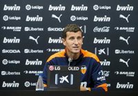 Javi Gracia: "El Atlético tiene empuje y ambición"