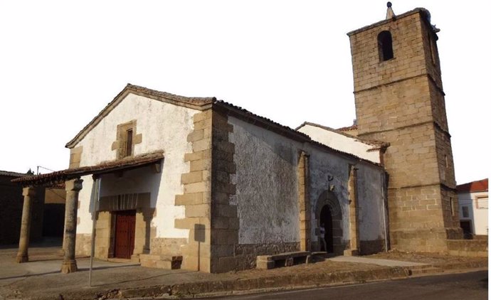 Iglesia de San Pedro Apostol en Guijo de Galisteo.