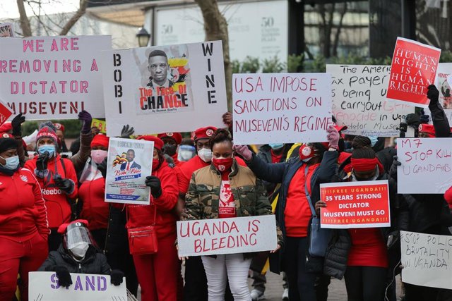 Protesta contra el Gobierno de Yoweri Museveni en Nueva York