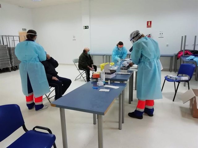 Realización de test de antigenos del Covid-19 en Rute el pasado diciembre.