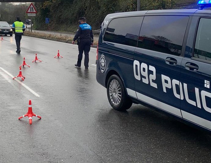 Control de la Poilicía Local de Oviedo.