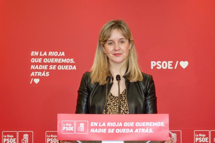 La diputada del PSOE, Sara Orradre, en comparecencia de prensa
