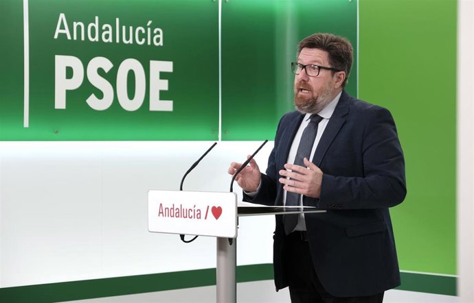 El portavoz adjunto del grupo parlamentario del PSOE-A, Rodrigo Sánchez Haro