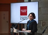 Ayuso: "Hay un Gobierno ausente, desaparecido y en campaña que a lo mejor tiene que tomar otras medidas"