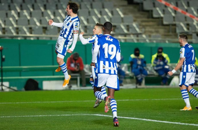 Mikel Oyarzabal celebra un gol con la Real Sociedad