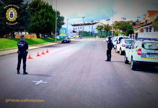 Control de la Policía Local de Aljaraque (Huelva).