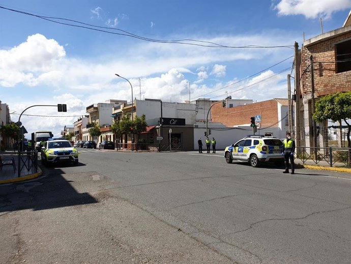 Agentes de la Policía Local de El Viso en pleno servicio