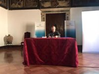 El obispo de Mallorca pide "perdón" por el malestar que haya podido provocar su vacunación contra la COVID-19