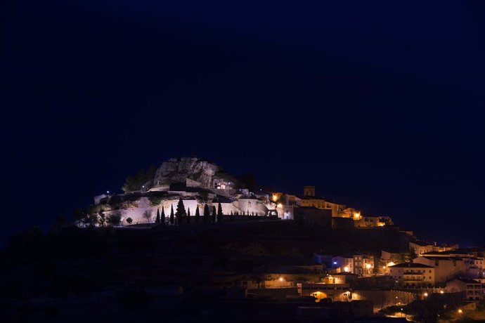 Vista de Culla (Castelló) a la nit