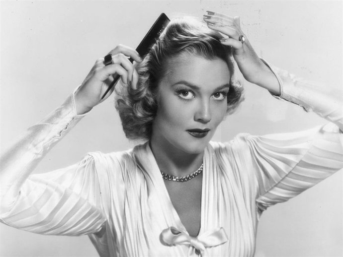 La contaminación afecta al buen aspecto y a la salud de nuestro cabello