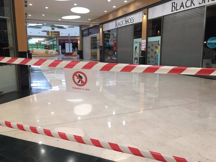 Un centro comercial de Logroño precintado para cumplir la normativa del Gobierno riojano