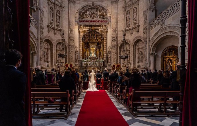 Una boda en el interior de la Catedral de Sevilla