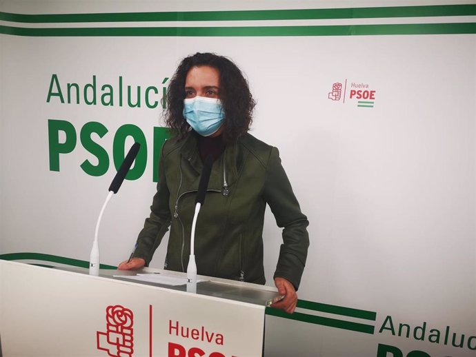 La responsable de Sanidad, Educación Cultura, Empleo e Innovación del PSOE de Huelva, Susana Rivas.