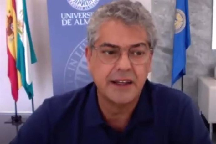 El rector de la UAL, Carmelo Rodríguez