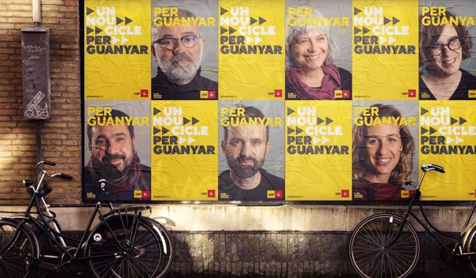 Imágenes de los carteles de la campaña de la CUP a las elecciones catalanas.