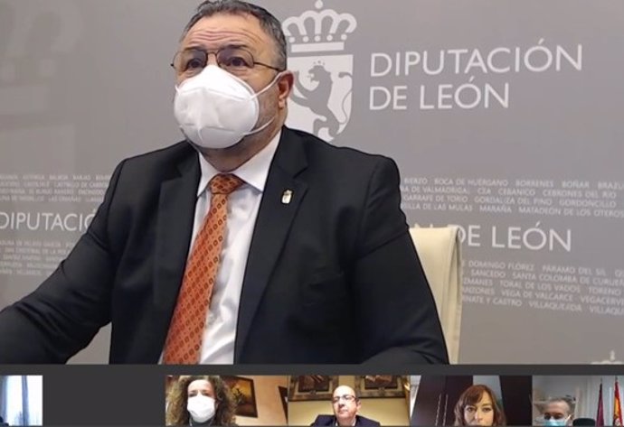 El presidente de la Diputación de León, Eduardo Morán, durante el pleno telemático desarrollado este miércoles.