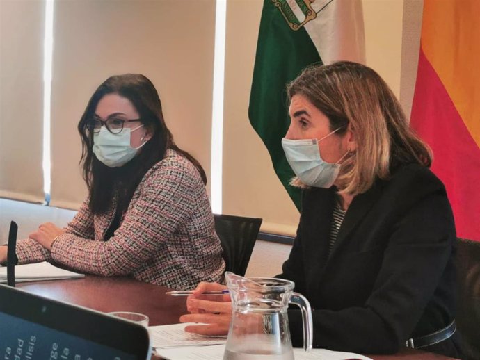 La consejera de Empleo, Formación y Trabajo Autónomo, Rocío Blanco, en el  Pleno de la ComisiónPermanente del Consejo General del Instituto Andaluz de Prevención de Riesgos Laborales.