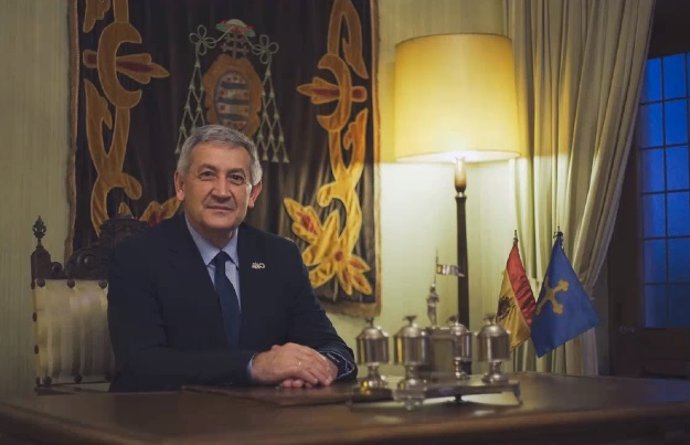 El candidato a la reelección al Rectorado de la Universidad de Oviedo, Santiago García Granda