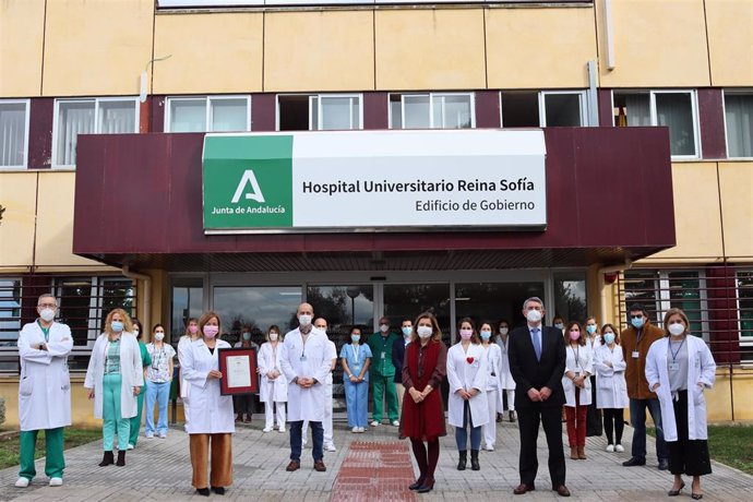 Entrega al Hospital Universitario Reina Sofía del distintivo Índice de Humanización de Hospitales Infantiles por Aenor.