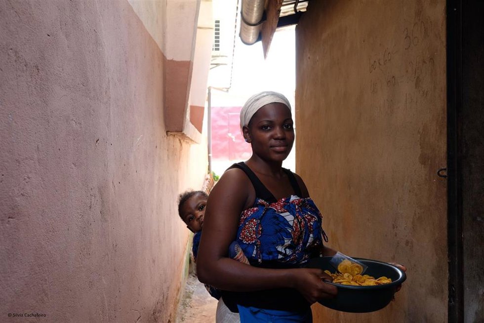 Mujer de Camerún.