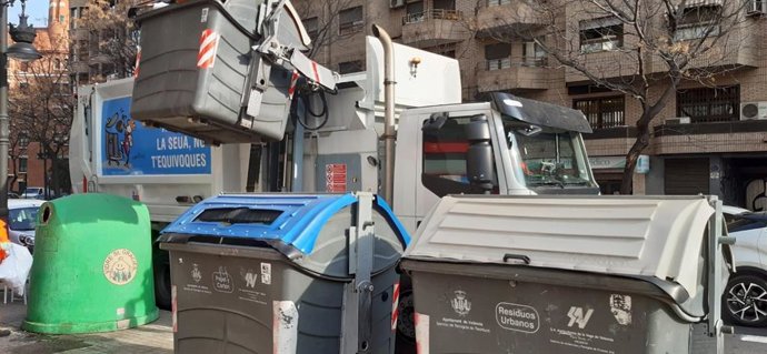 Un camión de la basura en la desescalada