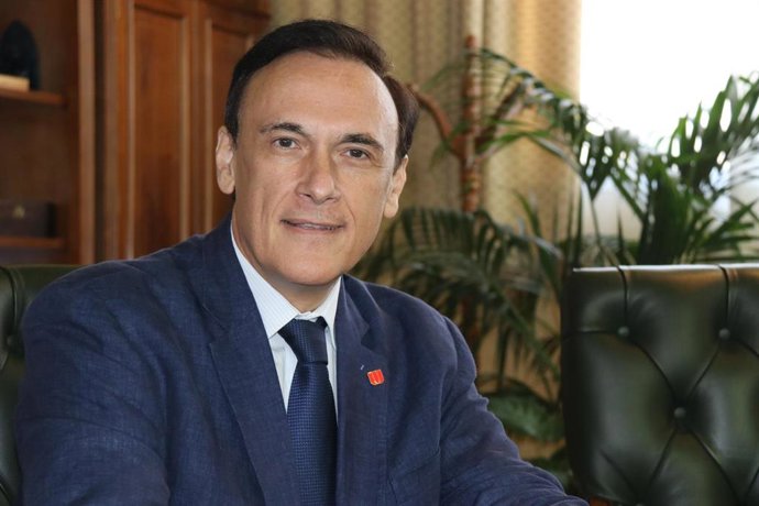 El presidente de la Conferencia de Rectores de Universidades Españolas (CRUE), José Carlos Gómez Villamandos.