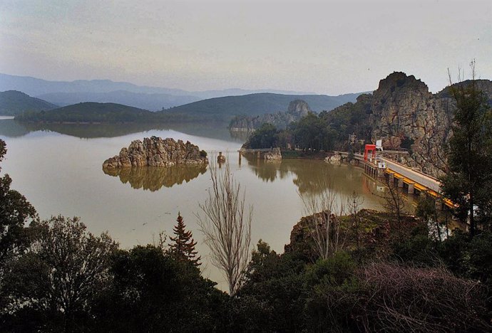 Presa García Sola