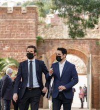 Casado arremete contra Illa por su legado en el Covid y recalca que pactará con los independentistas si suma