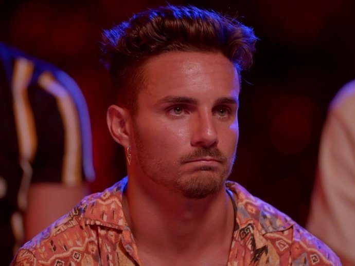 MANUEL, PAREJA DE LUCÍA EN 'LIDLT'