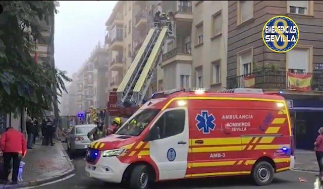 Incendio originado en un cuadro eléctrico de un bloque de Los Remedios