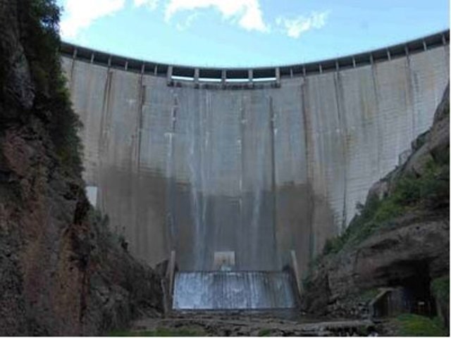 La presa de la Llosa del Cavall en Navès (Lleida).