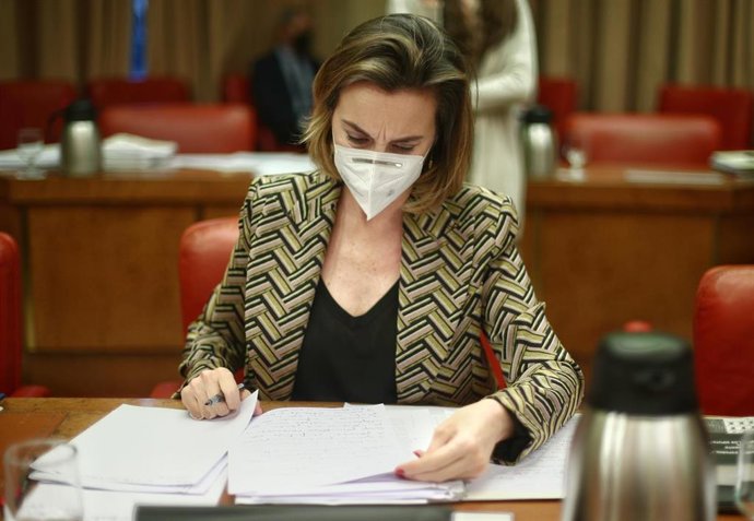 La portavoz del Grupo Popular en el Congreso, Cuca Gamarra durante una sesión de la Diputación Permanente en el Congreso de los Diputados, en Madrid (España), a 25 de enero de 2021.