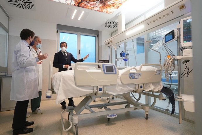 Moreno, en el Hospital Neurotraumatológico de Jaén.