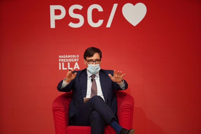 El candidat del PSC a les eleccions catalanes, Salvador Illa, durant un acte de campanya electoral.
