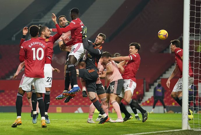 27 January 2021, United Kingdom, Manchester: Sheffield United's Kean Bryan scores his side's first goal during the English Premier League soccer match between Manchester United and Sheffield United at Old Trafford. Photo: Dave Thompson/PA Wire/dpa