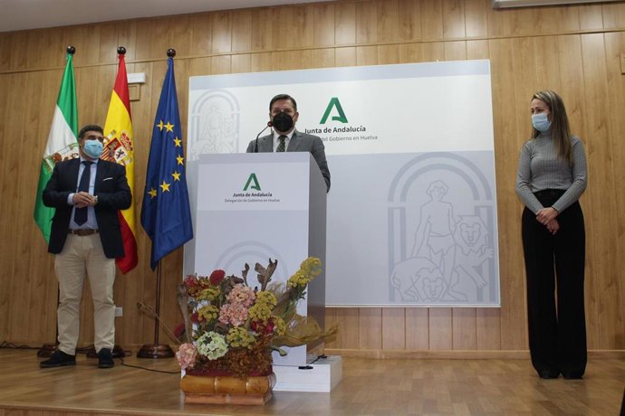 1 Nota Y 2 Fotos Junta Presentación Ayudas Arte Sacro