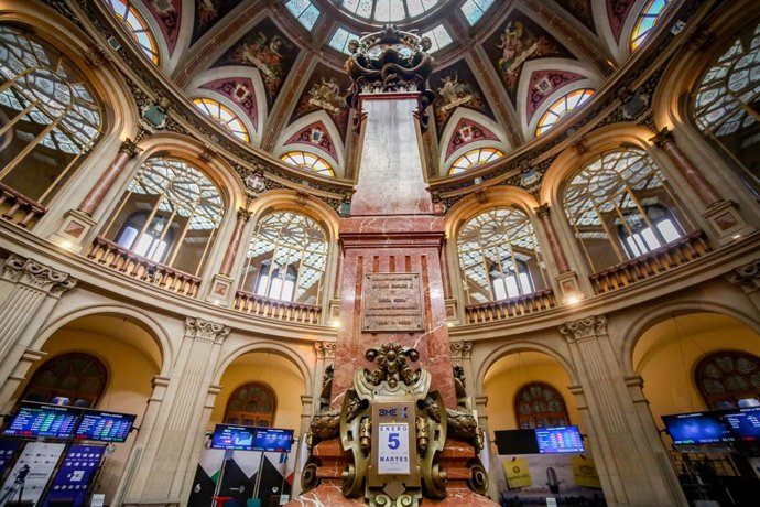 El interior de la Bolsa de Madrid