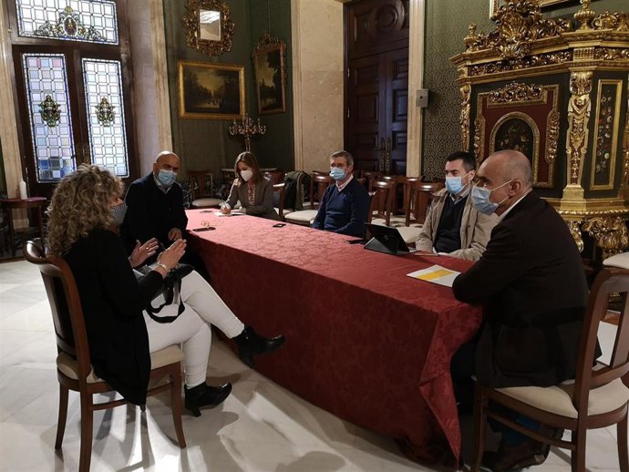 Reunión entre el Ayuntamiento, la Andalucía Film Comissión y la Spain Film Comission