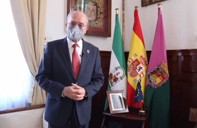 El alcalde de Málaga, Francisco de la Torre, en un mensaje a la ciudadanía para frenar los contagios de COVID-19