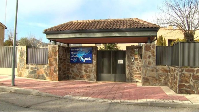 La residencia de Becerril de la Sierra donde han muerto 11 ancianos detectó dos empleadas positivas el día 7 de enero y el 8 empezó la vacunación