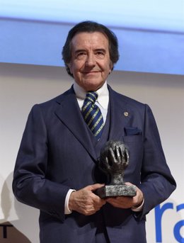 Imagen de archivo de Enrique Cornejo.