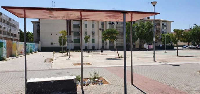 Una plaza del Polígono Sur