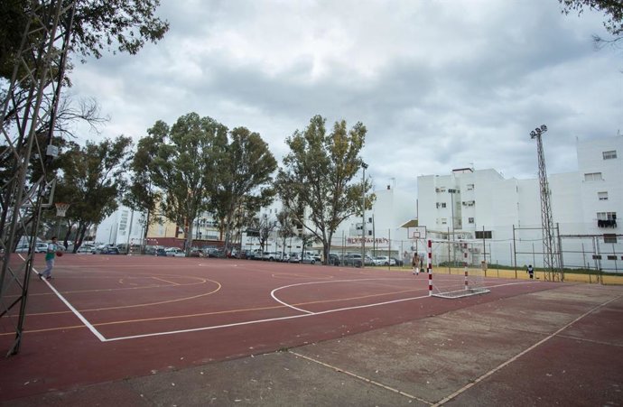 Nueva iluminación en las pistas deportivas