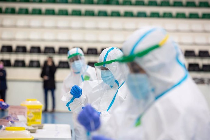 Cribado masivo de test de antígenos habilitado en el pabellón deportivo Juancho Pérez, en Badajoz, el pasado 28 de enero de 2021. 