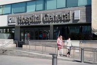 Aumentan  los ingresos hospitalarios y los fallecidos por Covid, pero bajan los contagios