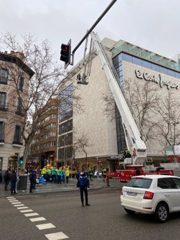 Desalojado el Corte Inglés de la calle Serrano